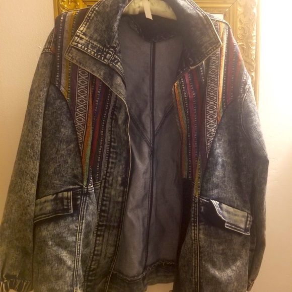 Jacket - Picture 3 of 4